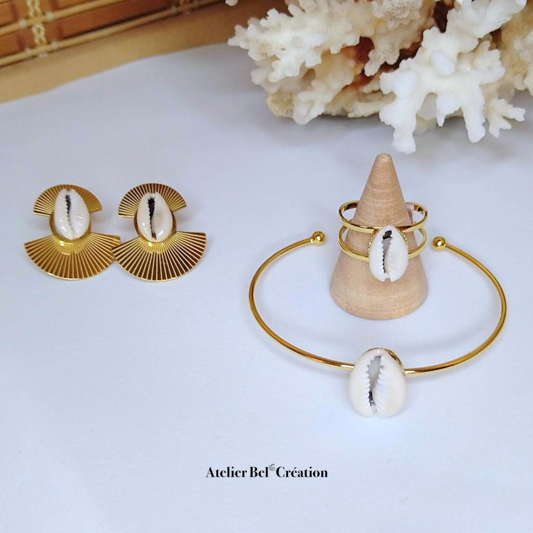 Earrings cowrie shell | golden stainless steel, stud earrings, natural shell