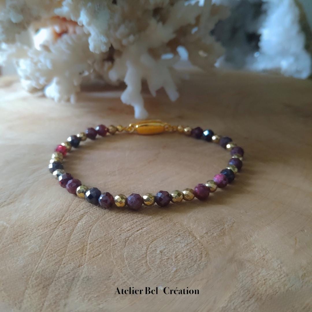 Grenat Bracelets | stainless steel, shell, gemstone, charms bracelet