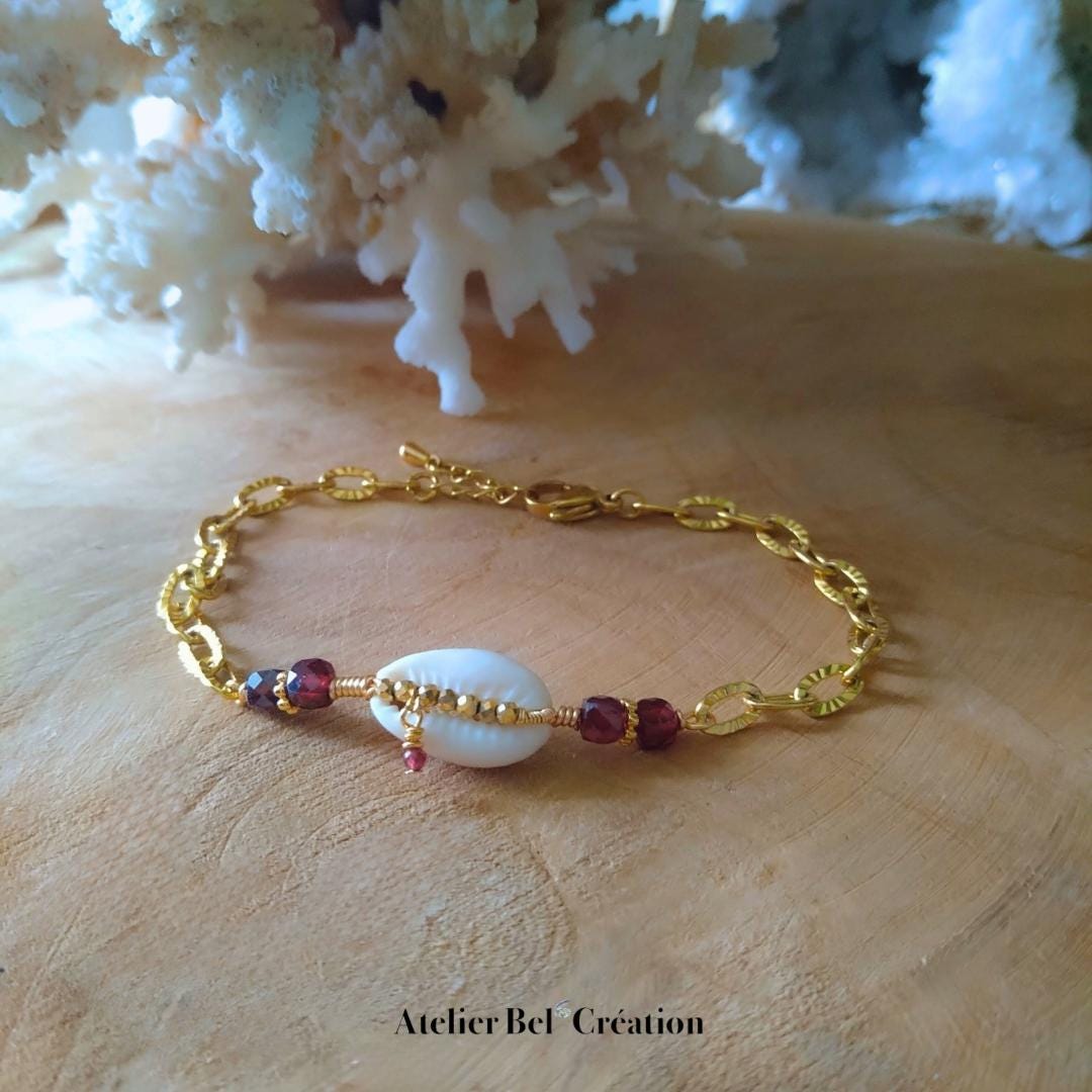 Grenat Bracelets | stainless steel, shell, gemstone, charms bracelet