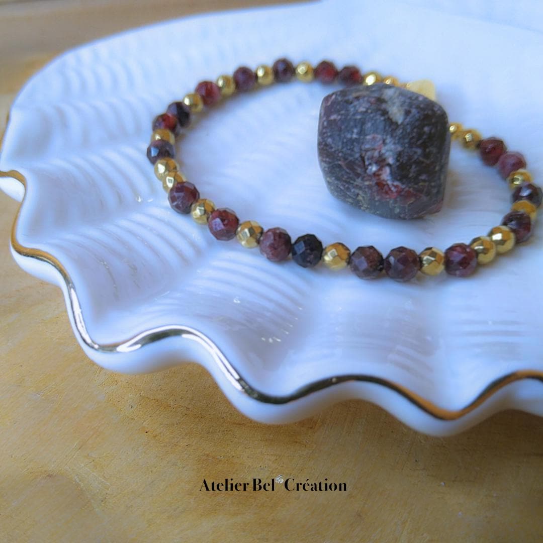 Grenat Bracelets | stainless steel, shell, gemstone, charms bracelet