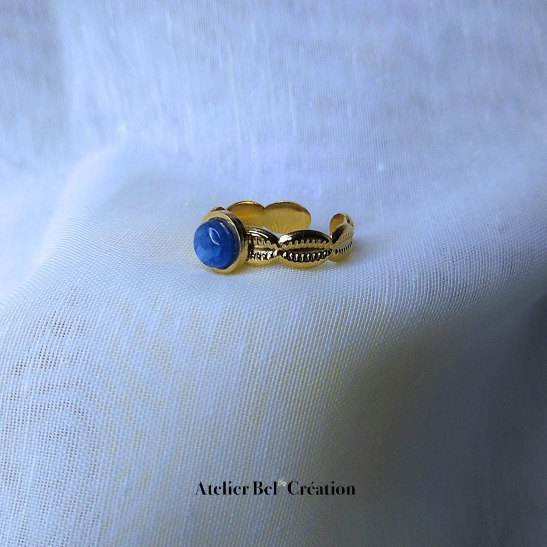 Open Ring cowrie shell, gemstone | golden stainless steel
