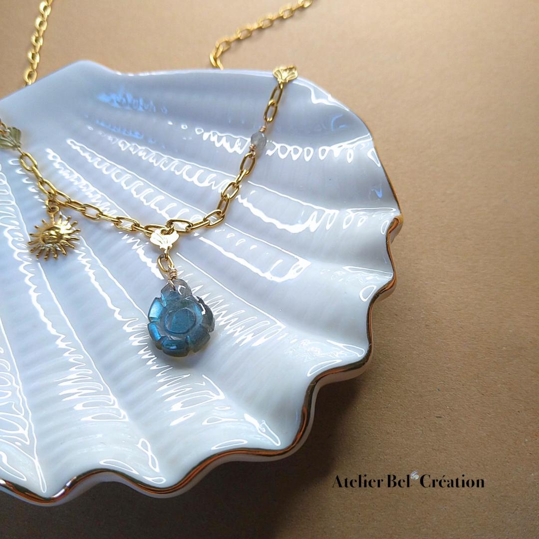 Necklace chain pendant ammonite shell in Labradorite stone, fine natural pearls, rosary style necklace, golden stainless steel