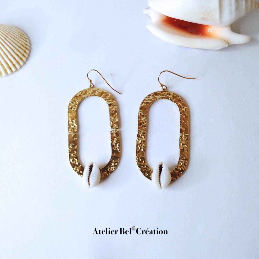 Oval earring with shell, stainless steel, hammered earrings