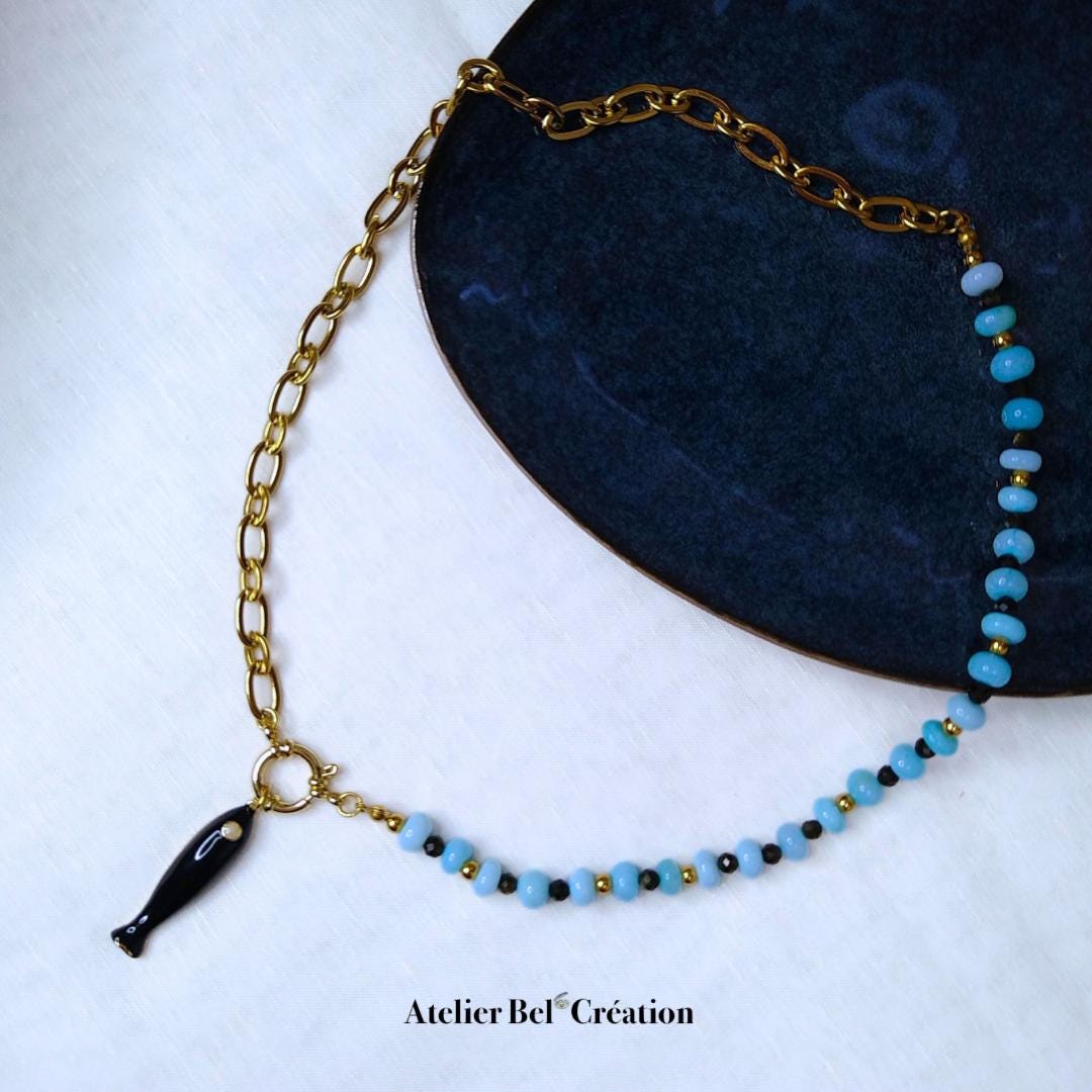 Bi-material necklace, Opal and Obsidian gemstone beads, fish pendant, gold-plated stainless steel