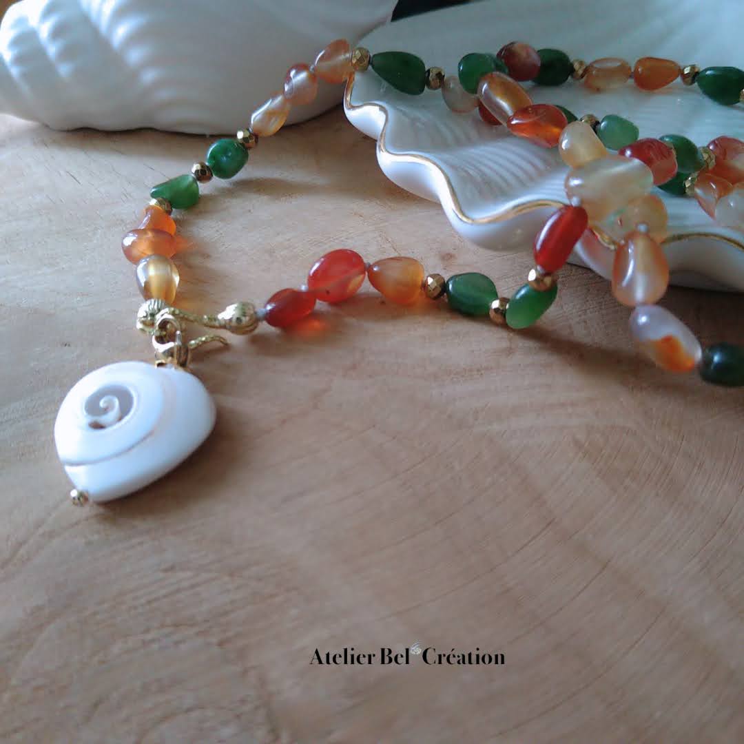 Natural pearl necklace in Jade and Carnelian “Morelia”