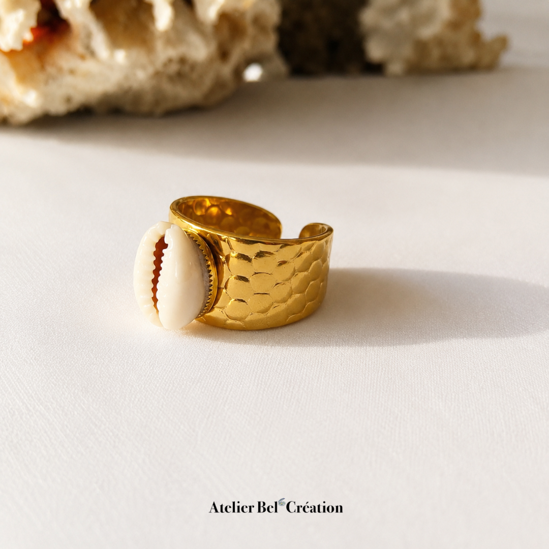 Bague Large Martelée Coquillage "Roxanne"