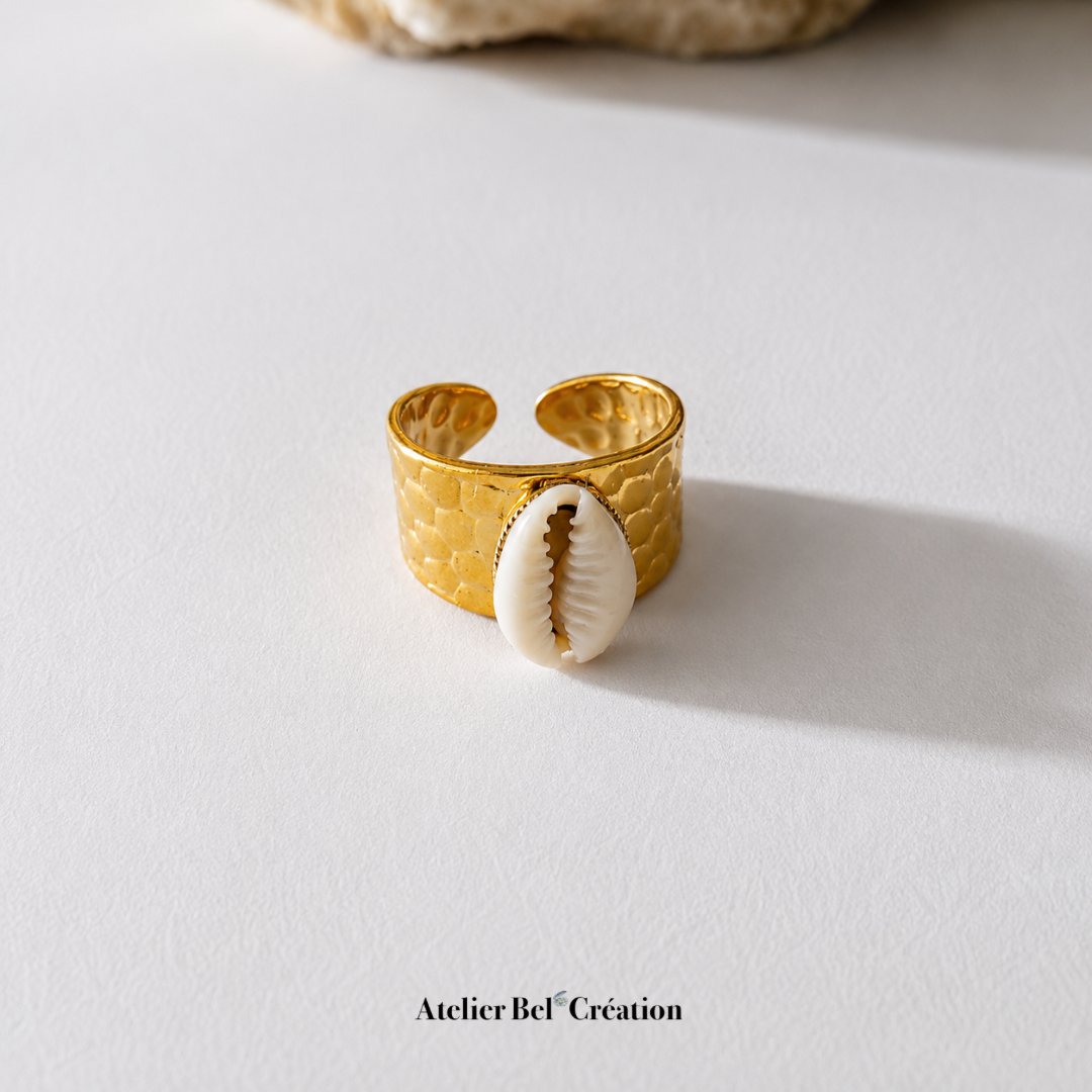 Bague Large Martelée Coquillage "Roxanne"