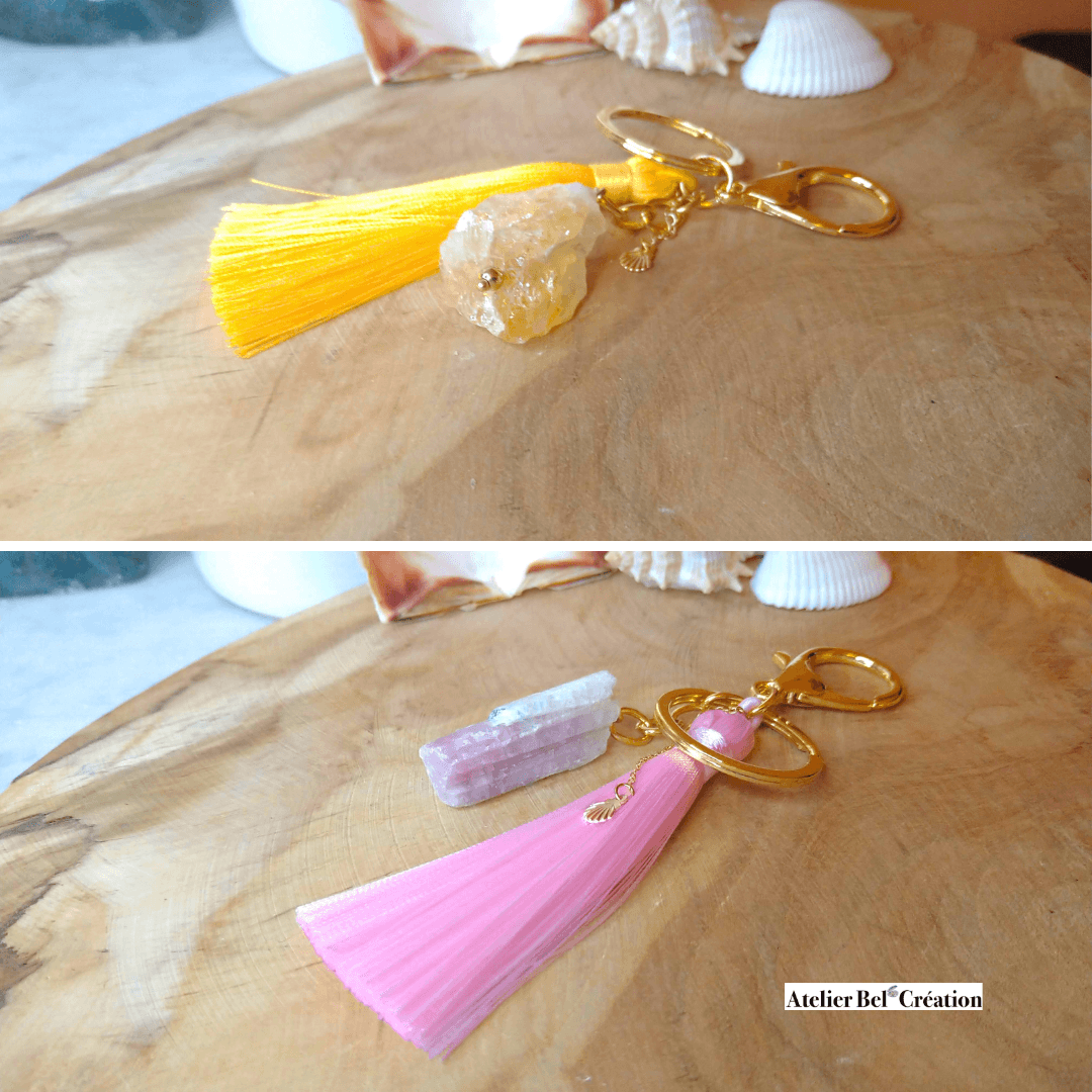 Grand porte-clés pompom et pierre brute naturelle brute - Atelier Bel’Création