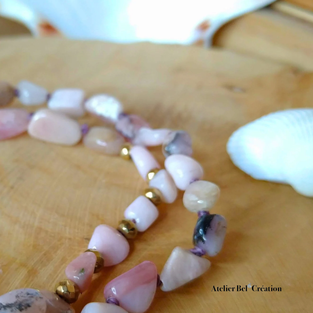Collier perles naturelles en Opale Rose « Cyane »