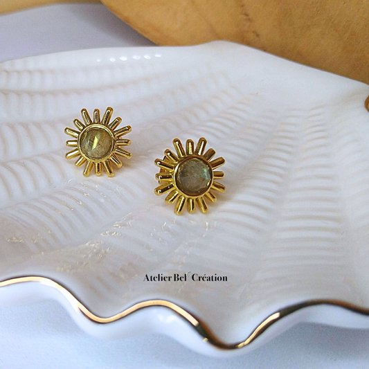 Clous d’oreilles Soleil Labradorite « Loelia »