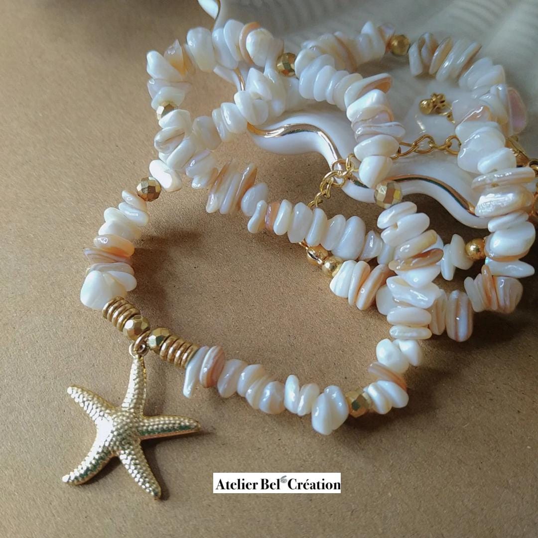 Summer gemstone necklaces | golden chain, shell, clear stone