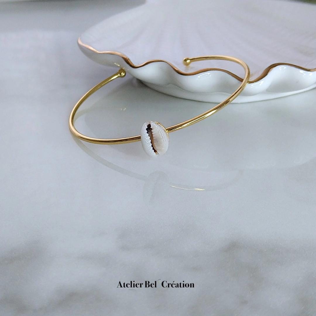 Cauris Jewelry Set, gold-plated stainless steel, fan earrings, stud earrings, bangle bracelet, natural shell, gift-wrapped