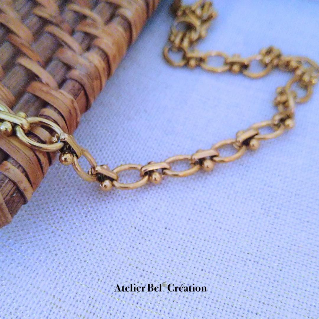 Shell necklace, golden stainless steel chain, toggle chain, Apatite gemme