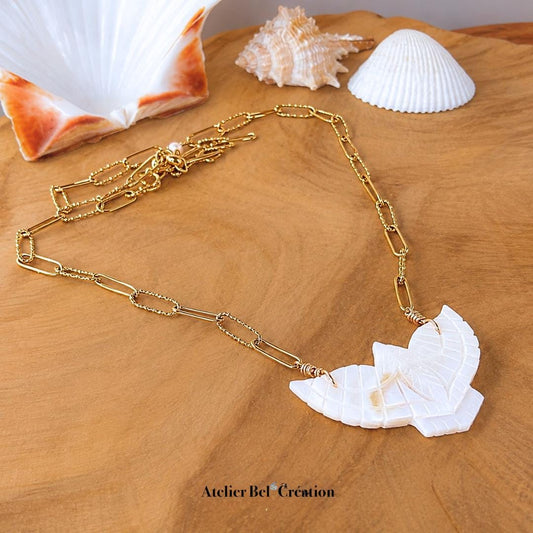 Collier aigle nacre naturelle | maille large dorée acier inoxydable, bijou bohème chic, pendentif coquillage femme