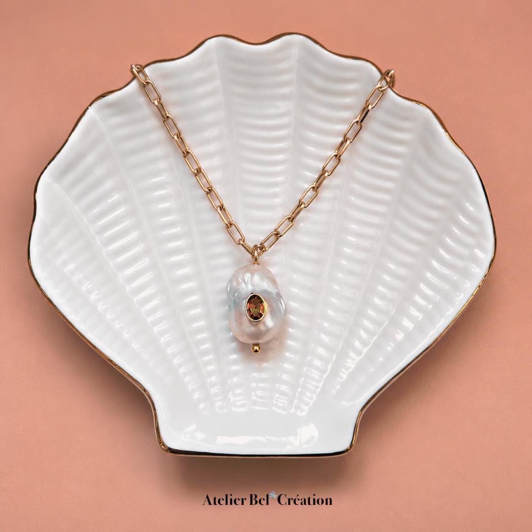 Collier pendentif perle eau douce baroque, Pierre naturelle Cornaline, chaîne dorée acier inoxydable