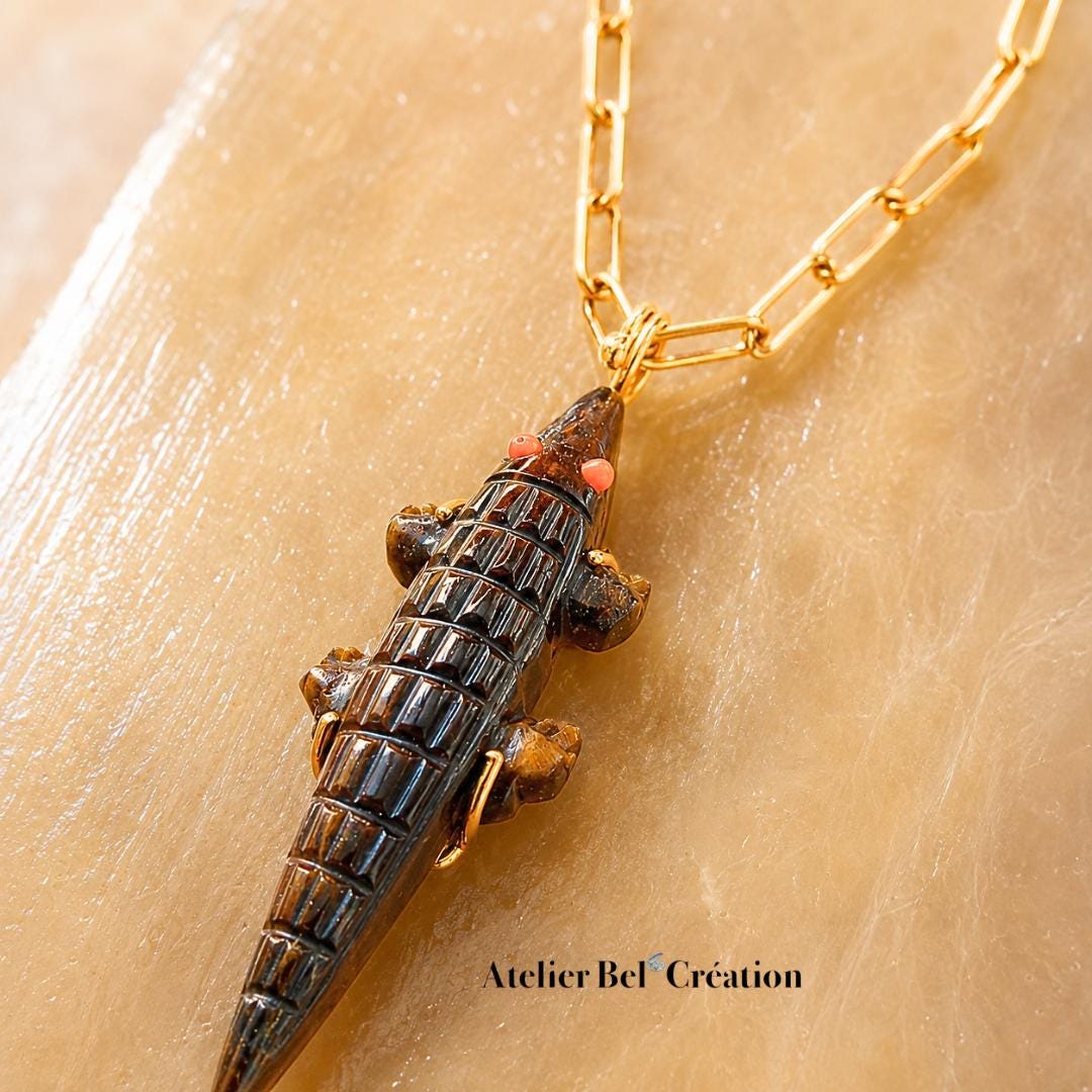Collier pendentif crocodile Oeil de tigre, Pierre naturelle, acier inoxydable doré, bohème chic femme